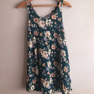 Loose floral summer dress